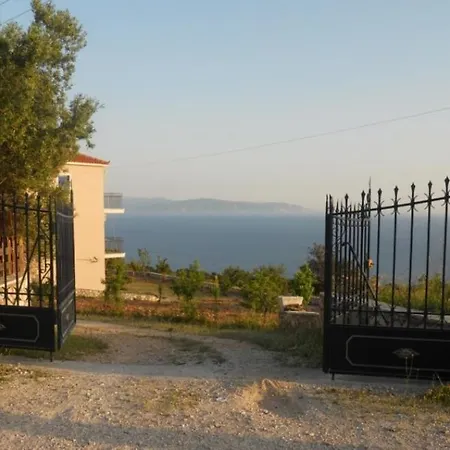 Regina Simotata Sissia *