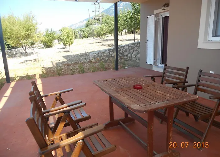 Regina Simotata Sissia Appartement Lourdata (Kefalonia)