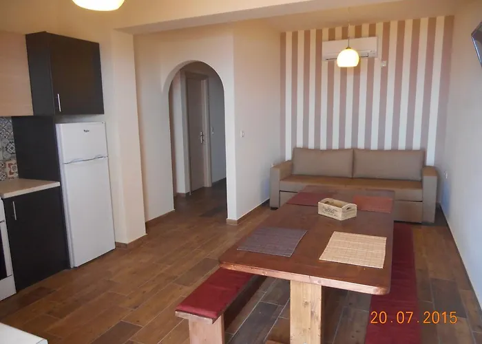 Regina Simotata Sissia Appartement